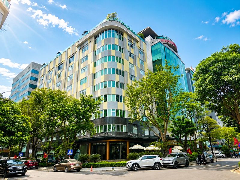 Tòa Nhà Intracom Building